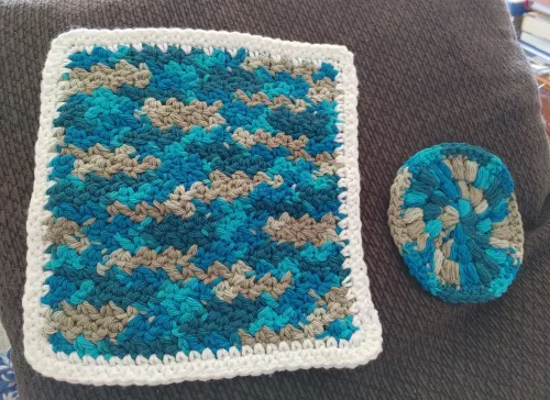 Wash Cloth and Scrubbie