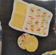 Wash Cloth and Scrubbie Set