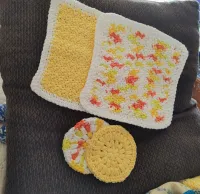 Wash Cloth and Scrubbie Set
